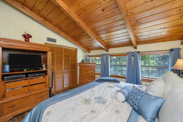 4869 Retta Lane, Crestview, FL 32536