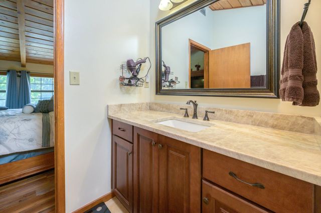 4869 Retta Lane, Crestview, FL 32536