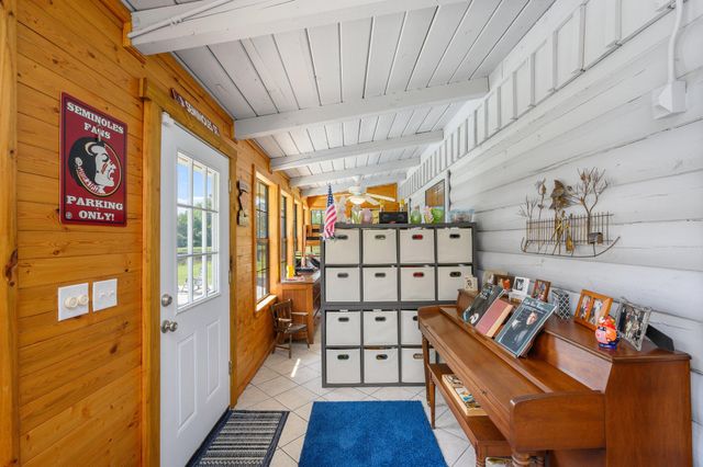 4869 Retta Lane, Crestview, FL 32536