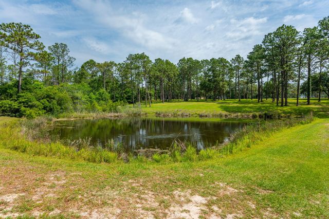 4869 Retta Lane, Crestview, FL 32536