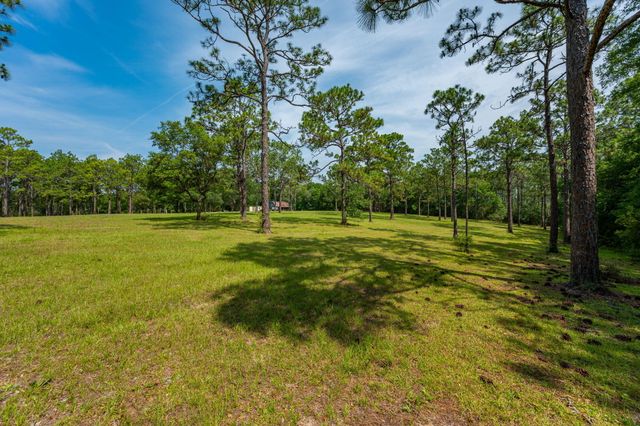 4869 Retta Lane, Crestview, FL 32536