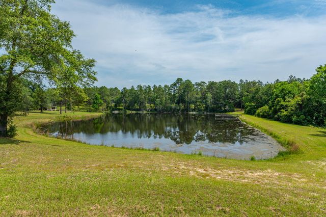 4869 Retta Lane, Crestview, FL 32536