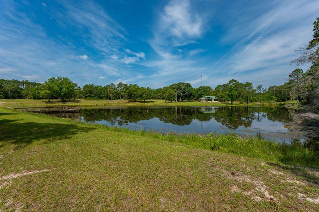 4869 Retta Lane, Crestview, FL 32536