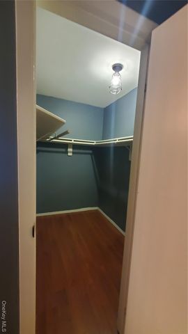 1404 Sara Circle, Port Jefferson Station, NY 11776