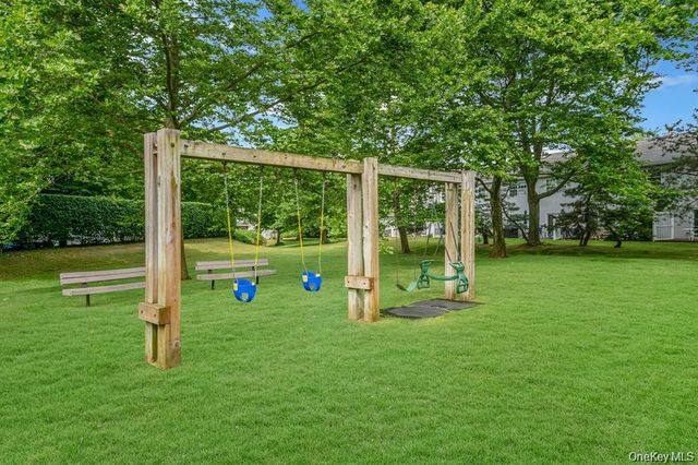 1404 Sara Circle, Port Jefferson Station, NY 11776