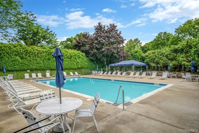 1404 Sara Circle, Port Jefferson Station, NY 11776