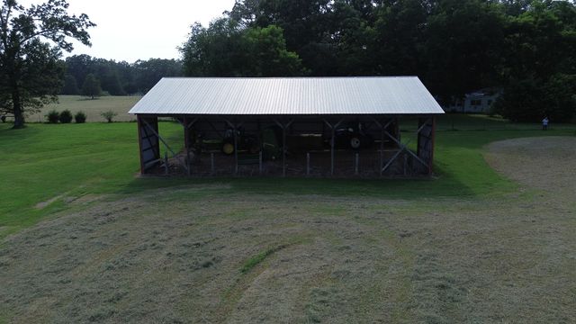 903 Old Estill Springs Rd, Winchester, TN 37398