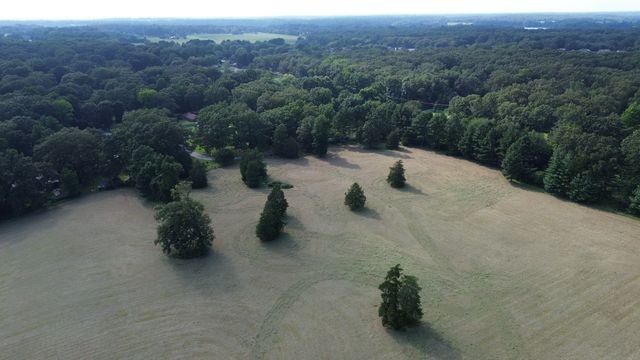 903 Old Estill Springs Rd, Winchester, TN 37398
