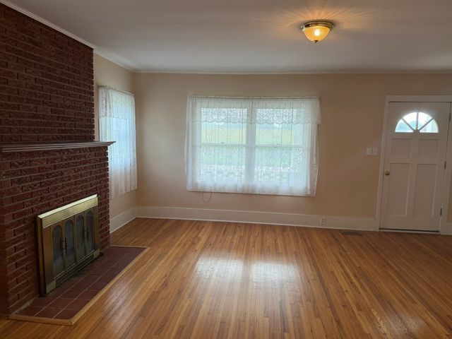 903 Old Estill Springs Rd, Winchester, TN 37398