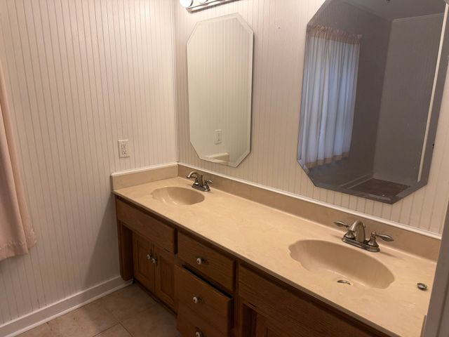 903 Old Estill Springs Rd, Winchester, TN 37398