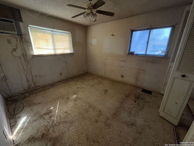 8514 Standing Rock, San Antonio, TX 78242