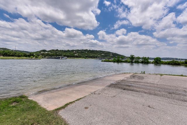 21504 Santa Elena CIR, Lago Vista, TX 78645