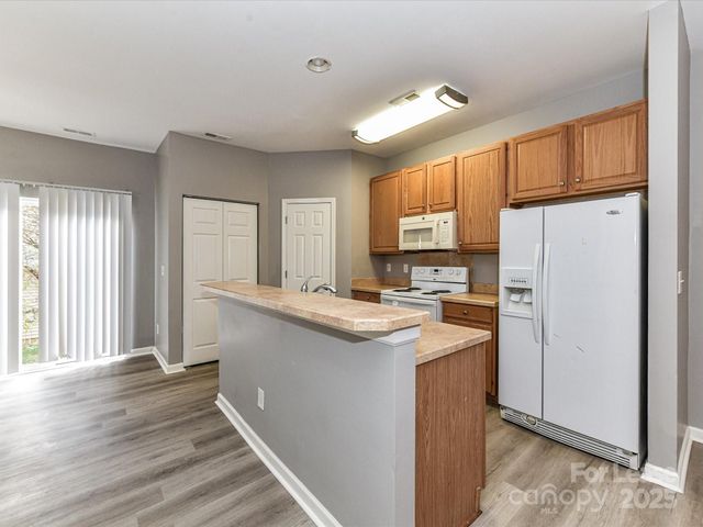 8748 Twined Creek Lane, Charlotte, NC 28227