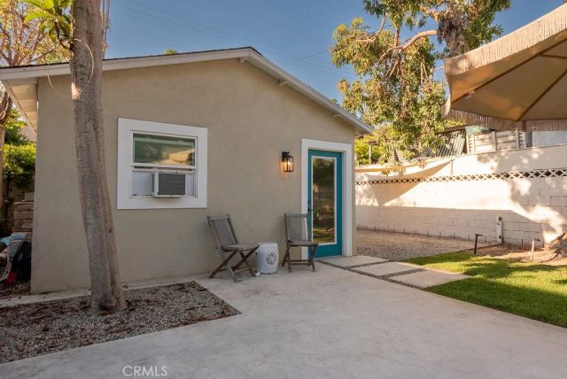 2283 W 25th Street, Los Angeles, CA 90018