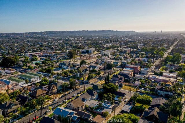 2283 W 25th Street, Los Angeles, CA 90018