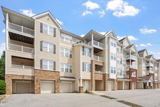 1401 Coopershill Drive 206, Raleigh, NC 27604