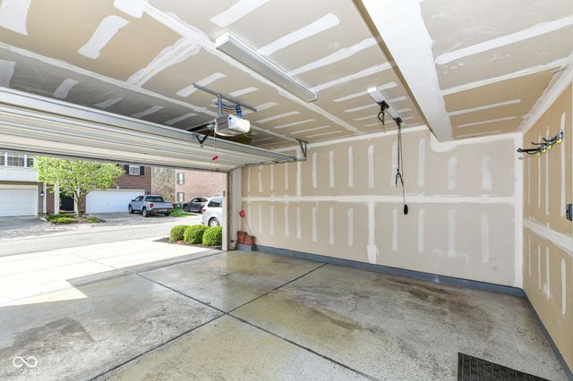 9050 Mercer Drive, Fishers, IN 46038
