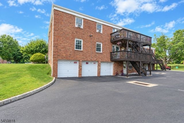 3 Columbia Dr 1A, Bridgewater Twp., NJ 08807