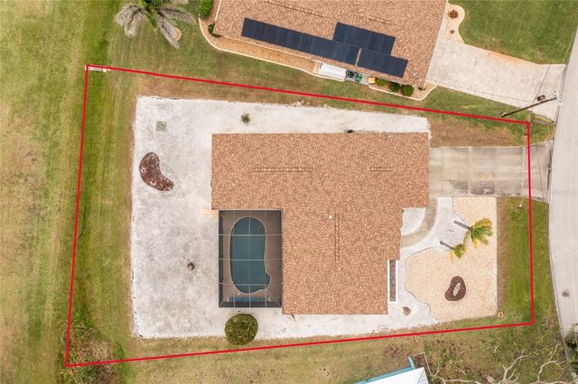 20 BUNKER WAY, Rotonda West, FL 33947