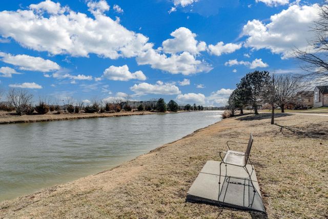 2434 N Regency Lakes St, Wichita, KS 67226