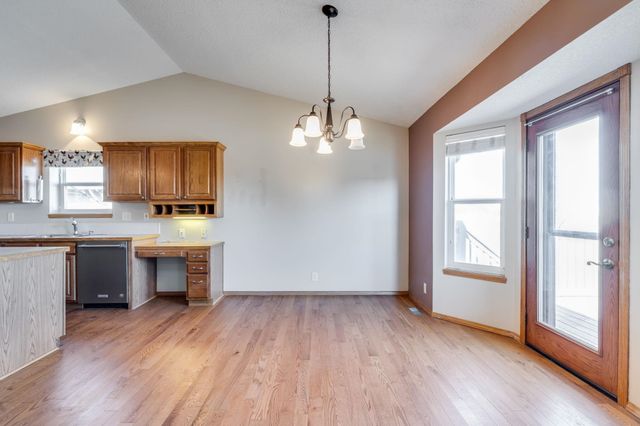 2434 N Regency Lakes St, Wichita, KS 67226