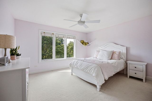 3808 S Littlestone Court, Naperville, IL 60564