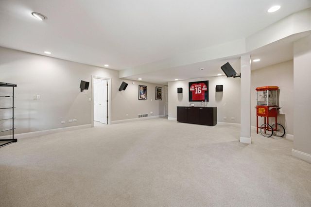 3808 S Littlestone Court, Naperville, IL 60564