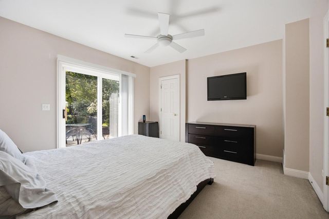 3808 S Littlestone Court, Naperville, IL 60564