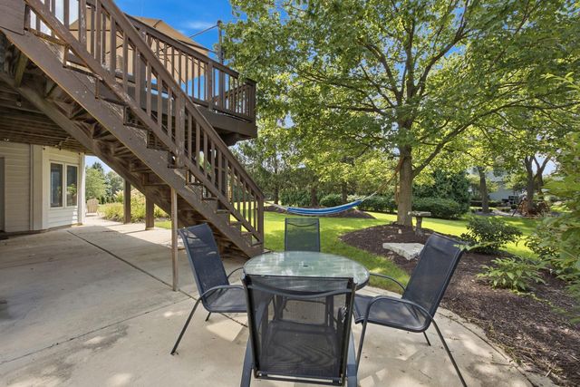 3808 S Littlestone Court, Naperville, IL 60564