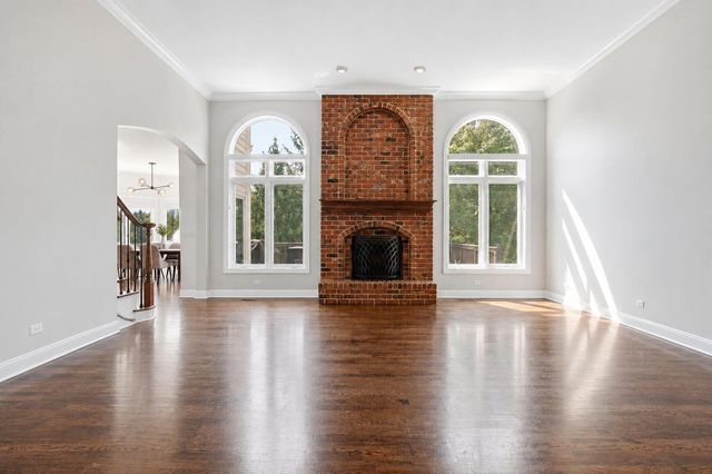 3808 S Littlestone Court, Naperville, IL 60564