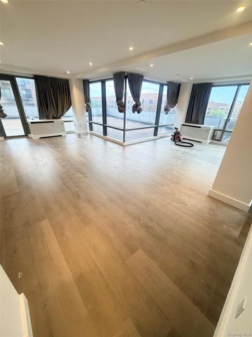 136-19 Franklin Avenue 4A, Flushing, NY 11355