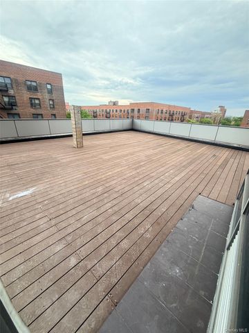 136-19 Franklin Avenue 4A, Flushing, NY 11355