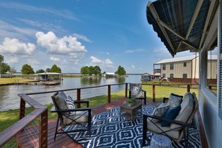 20559 Red Bud Court, Thornton, TX 76687