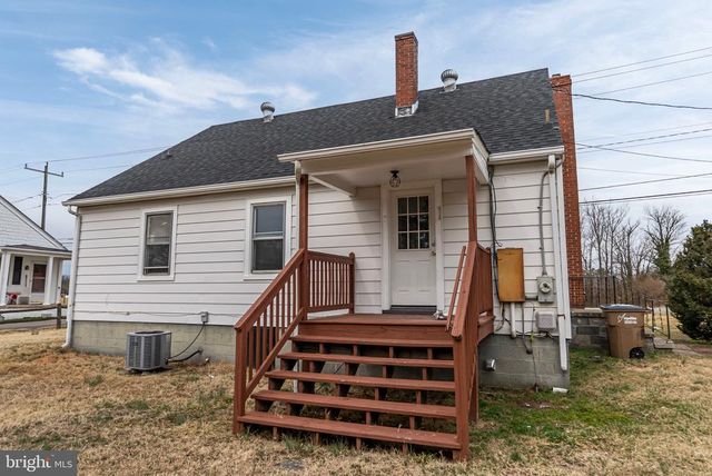 101 LYDE AVE, Louisa, VA 23093