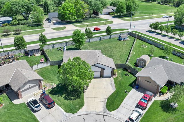 1910 N Nickelton Ct, Wichita, KS 67235