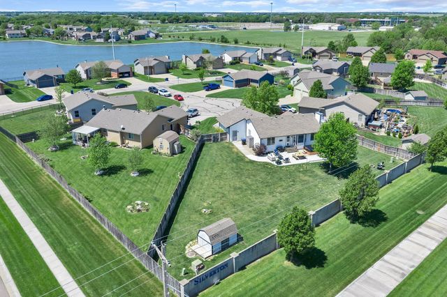 1910 N Nickelton Ct, Wichita, KS 67235