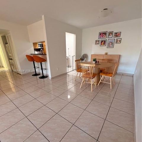 8650 SW 149th Ave 310, Miami, FL 33193