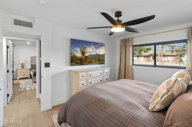 6621 E DREYFUS Avenue, Scottsdale, AZ 85254