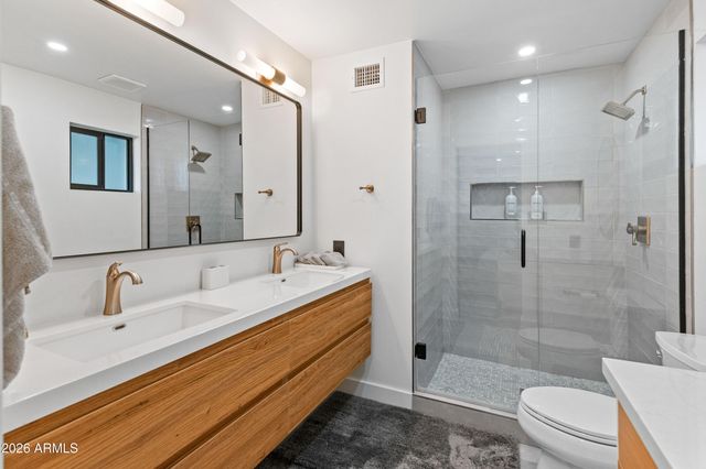 6621 E DREYFUS Avenue, Scottsdale, AZ 85254
