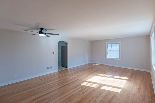 924 Broadway Avenue, North Chicago, IL 60064