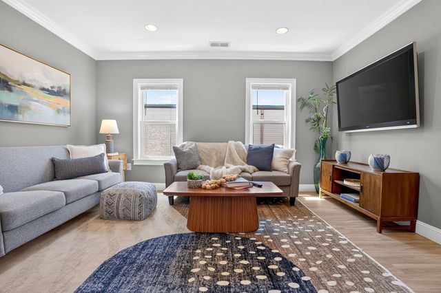 614 Bennington St 3, Boston, MA 02128