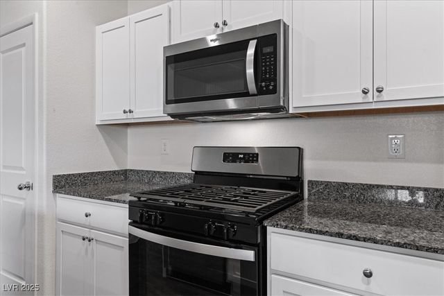 356 Larksong Avenue, Henderson, NV 89011