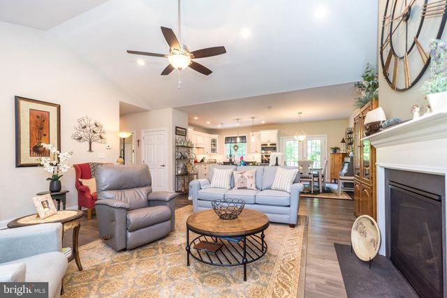 375 E 9TH AVE, Collegeville, PA 19426