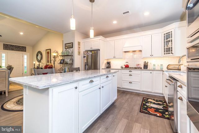 375 E 9TH AVE, Collegeville, PA 19426