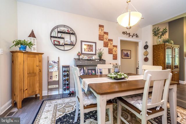 375 E 9TH AVE, Collegeville, PA 19426