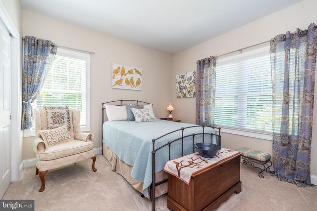 375 E 9TH AVE, Collegeville, PA 19426