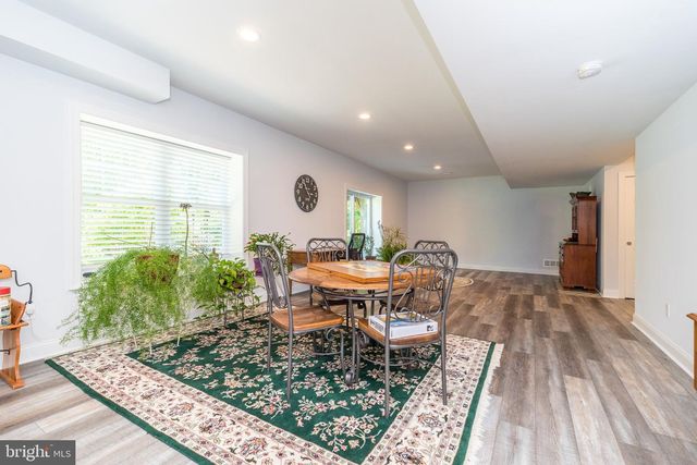 375 E 9TH AVE, Collegeville, PA 19426