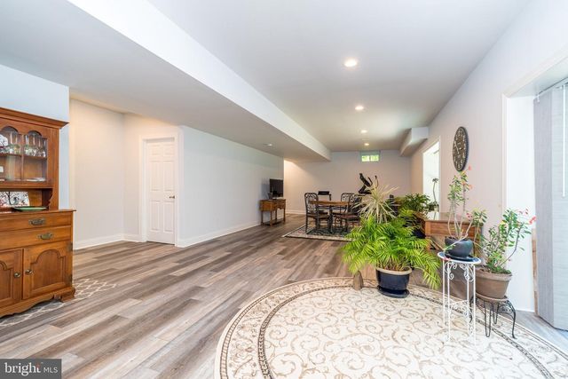 375 E 9TH AVE, Collegeville, PA 19426