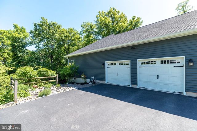 375 E 9TH AVE, Collegeville, PA 19426