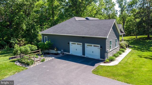 375 E 9TH AVE, Collegeville, PA 19426